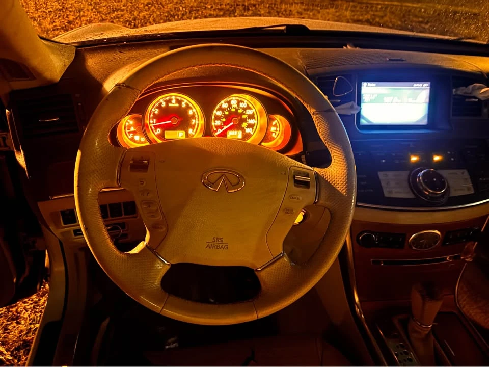 2012 Infiniti M/Q70 4th Gen - Image 9 of 13