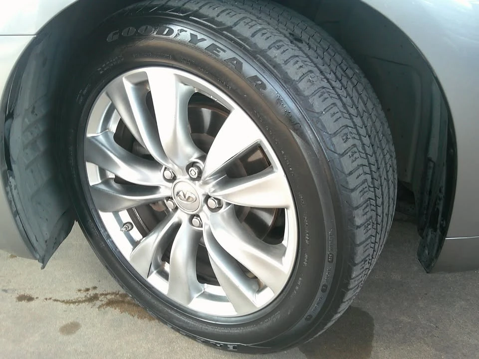 2012 Infiniti M 3rd Gen - Image 16 of 19