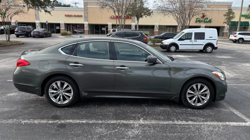 2012 Infiniti M 3rd Gen - Image 8 of 13