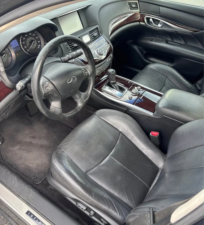 2012 Infiniti M 3rd Gen - Image 11 of 13