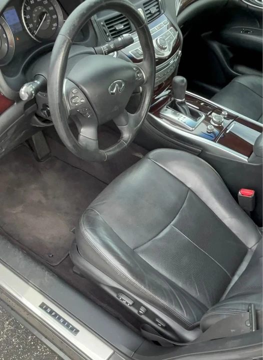 2012 Infiniti M 3rd Gen - Image 10 of 13