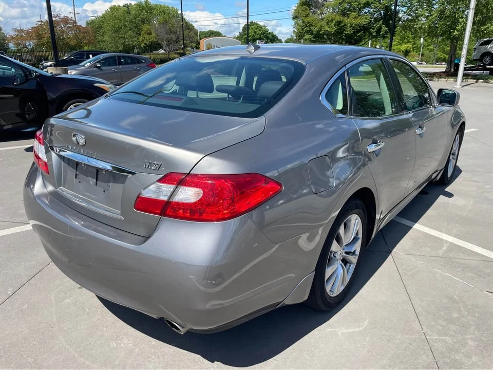 2012 Infiniti M/Q70 4th Gen - Image 4 of 10