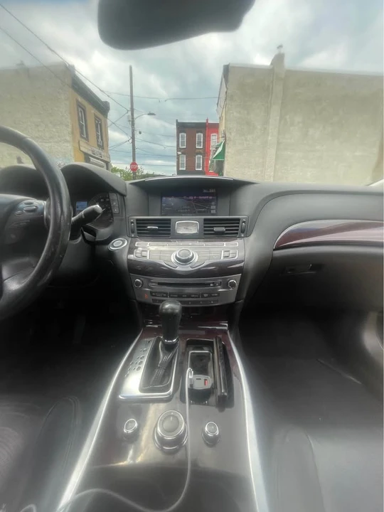 2012 Infiniti M/Q70 4th Gen - Image 3 of 11