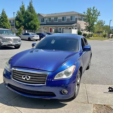 2012 Infiniti M37