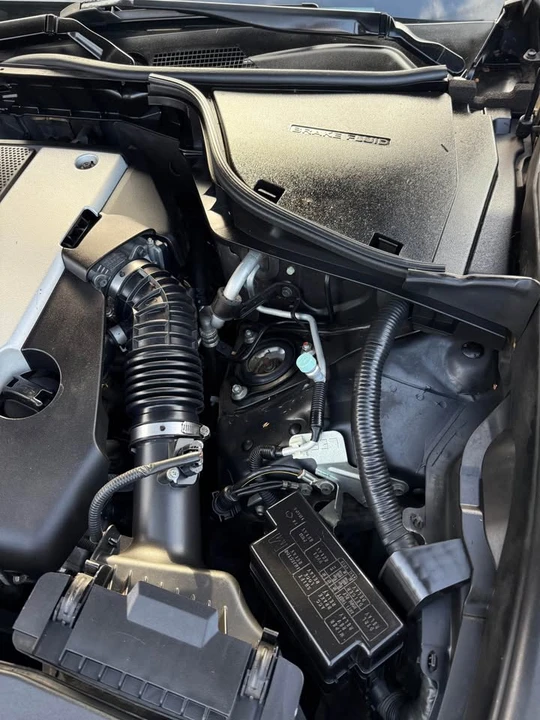 2012 Infiniti M/Q70 4th Gen - Image 17 of 18