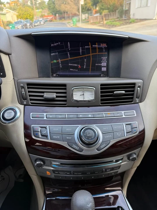 2012 Infiniti M/Q70 4th Gen - Image 11 of 18