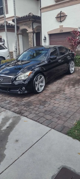 2012 Infiniti M/Q70 4th Gen - Image 4 of 20