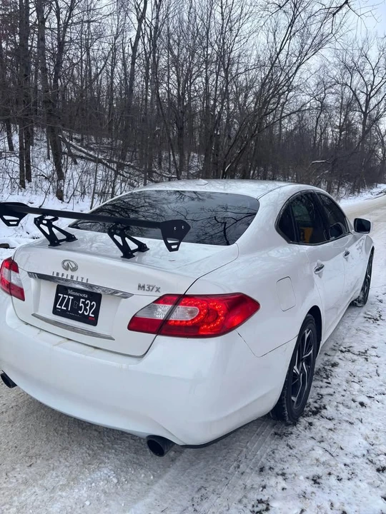 2012 Infiniti M/Q70 4th Gen - Image 2 of 14