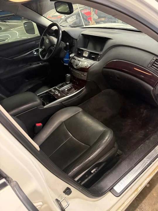 2012 Infiniti M/Q70 4th Gen - Image 9 of 14