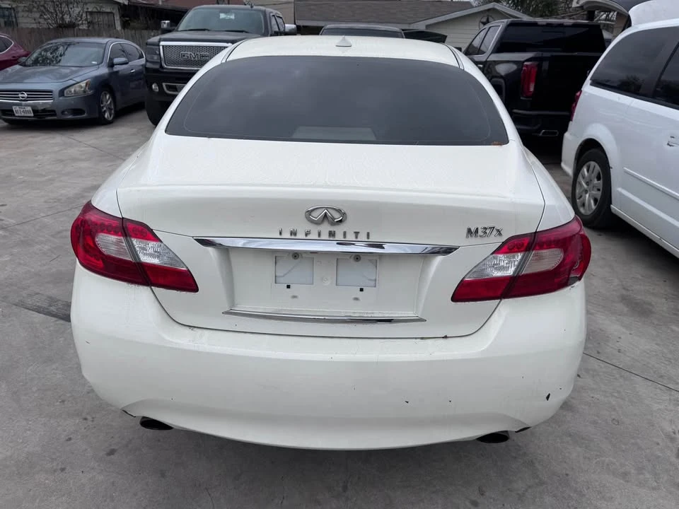 2012 Infiniti M/Q70 4th Gen - Image 5 of 10