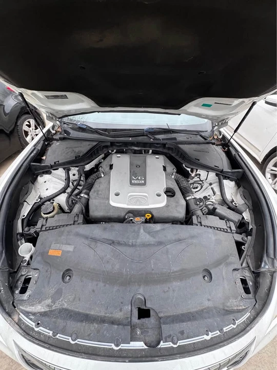 2012 Infiniti M/Q70 4th Gen - Image 9 of 10