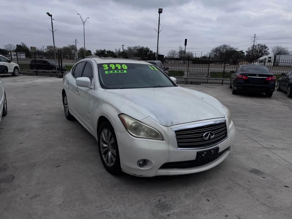 2012 Infiniti M/Q70 4th Gen - Image 2 of 10