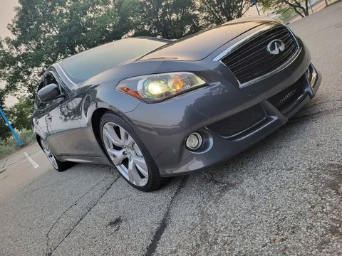 2012 Infiniti M56 Sport