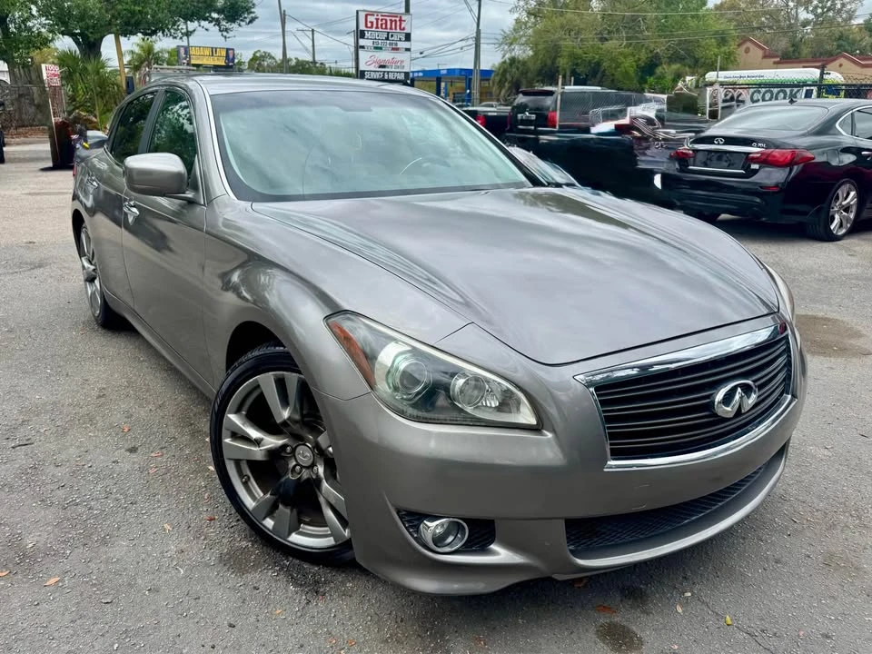 2012 Infiniti M/Q70 4th Gen - Image 2 of 16