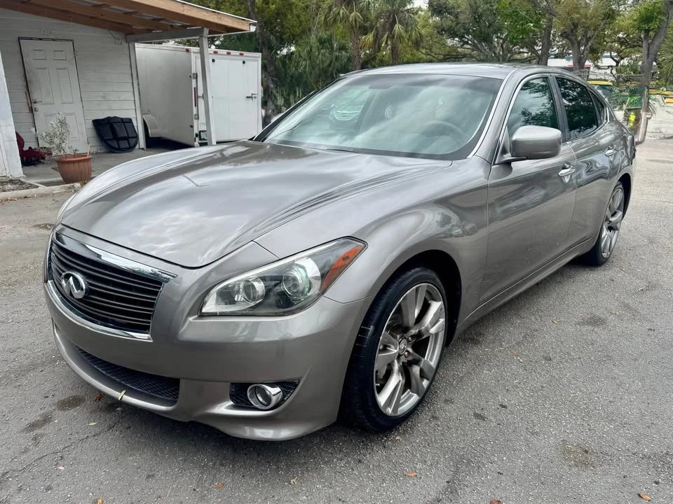 2012 Infiniti M/Q70 4th Gen - Image 9 of 16