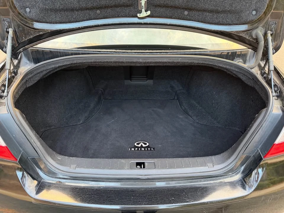 2012 Infiniti M/Q70 4th Gen - Image 11 of 12