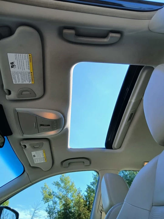 2012 Infiniti M 3rd Gen - Image 3 of 16