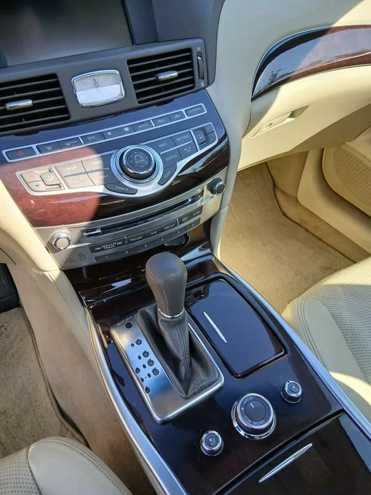 2012 Infiniti M 3rd Gen - Image 10 of 16