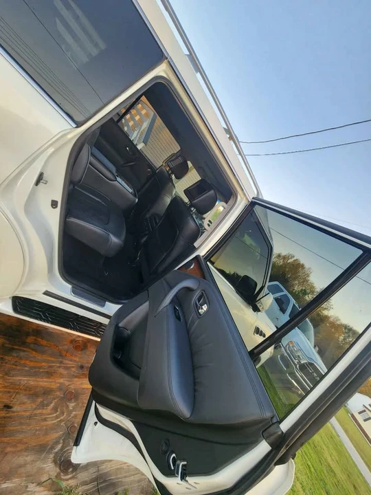 2012 Infiniti QX80 - Image 14 of 18