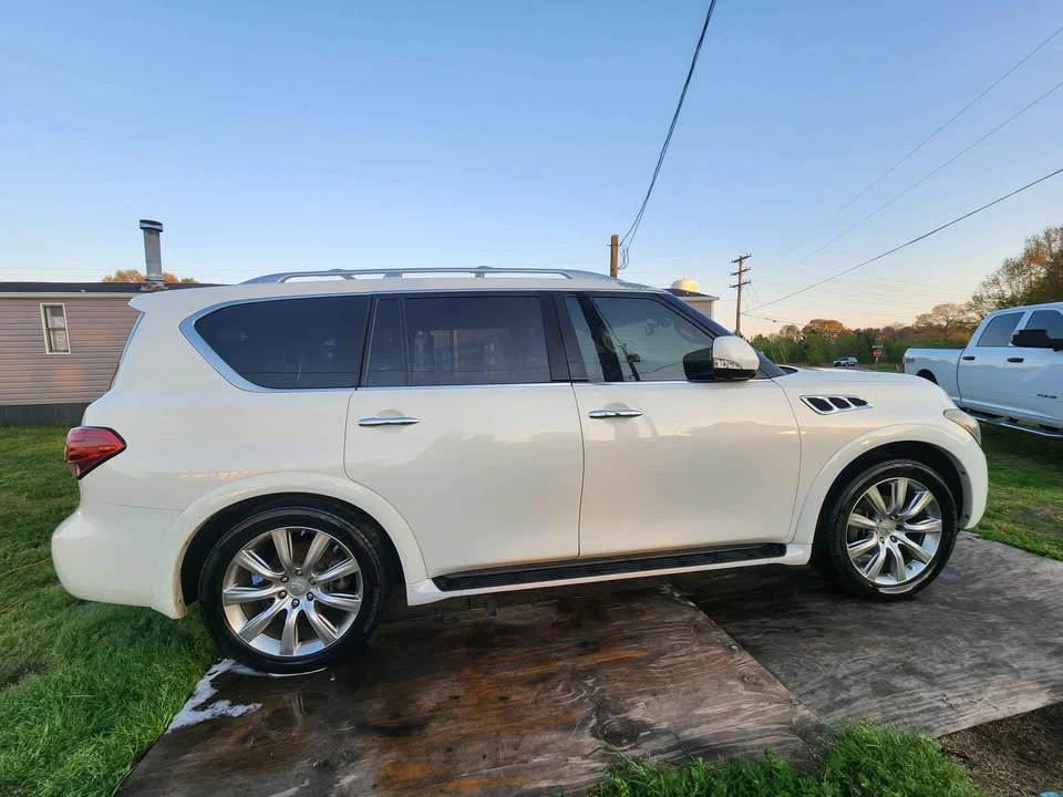 2012 Infiniti QX80 - Image 3 of 18