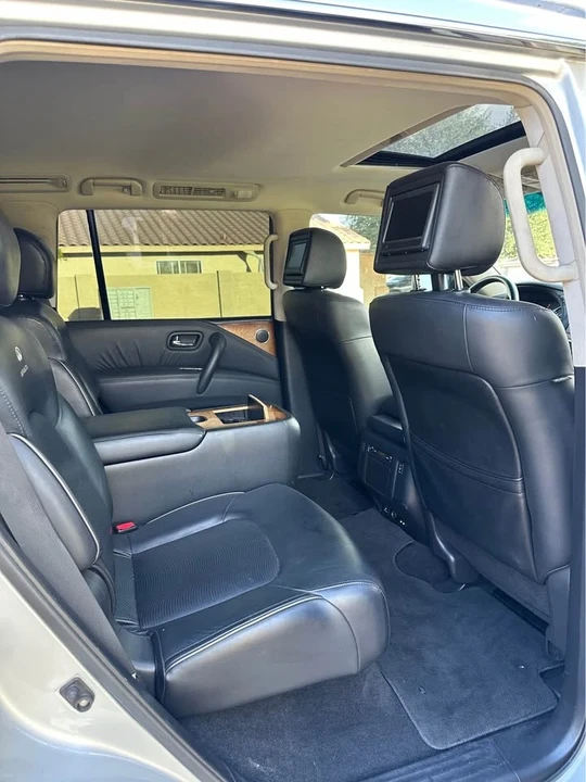 2012 Infiniti QX80 - Image 9 of 13