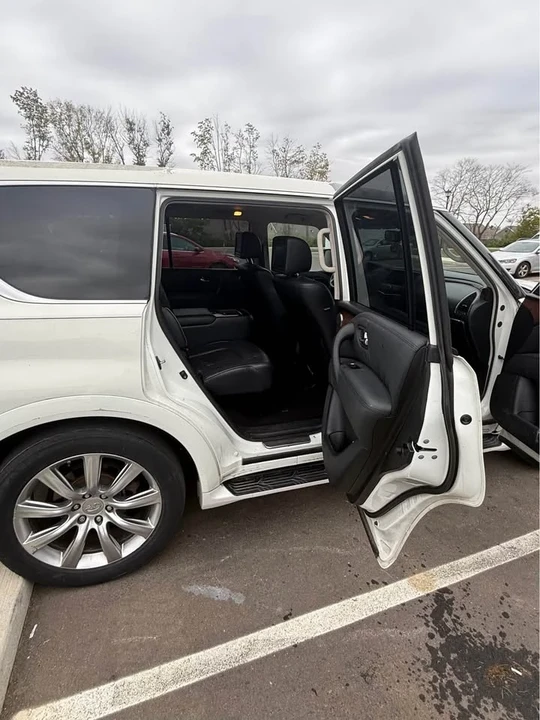 2012 Infiniti QX80 - Image 11 of 14
