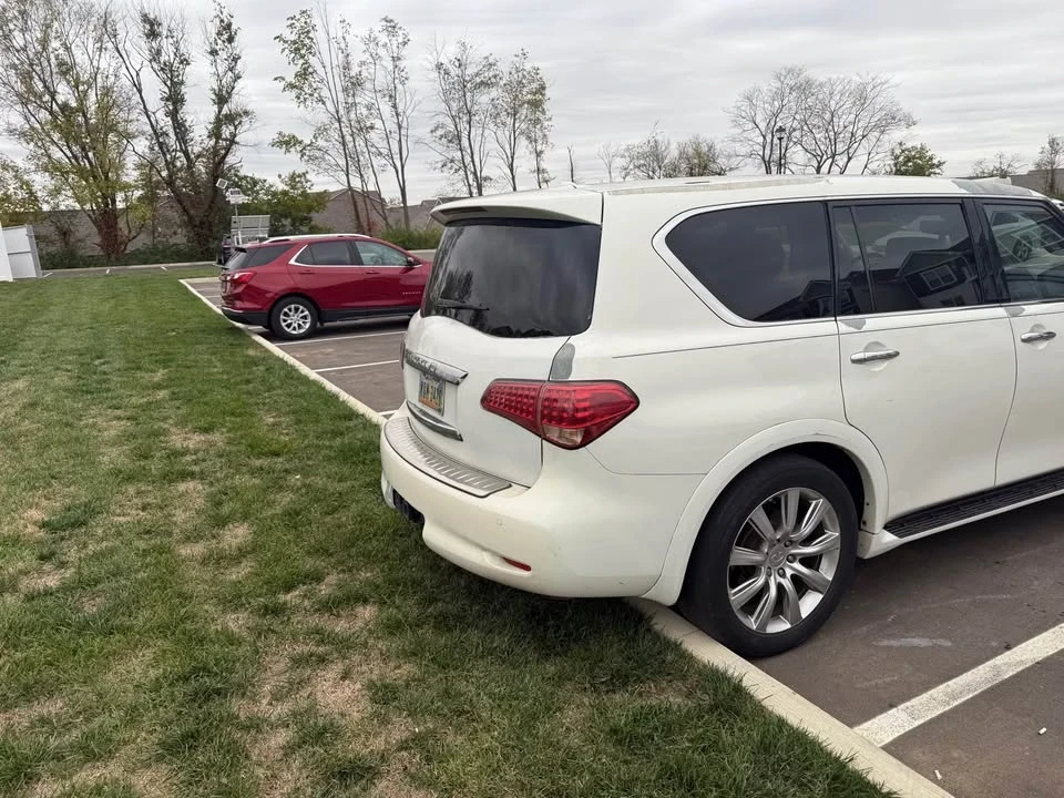 2012 Infiniti QX80 - Image 4 of 14