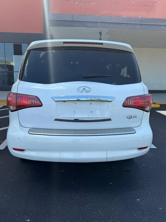 2012 Infiniti QX80 - Image 11 of 20