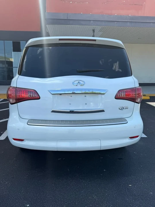 2012 Infiniti QX80 - Image 12 of 20