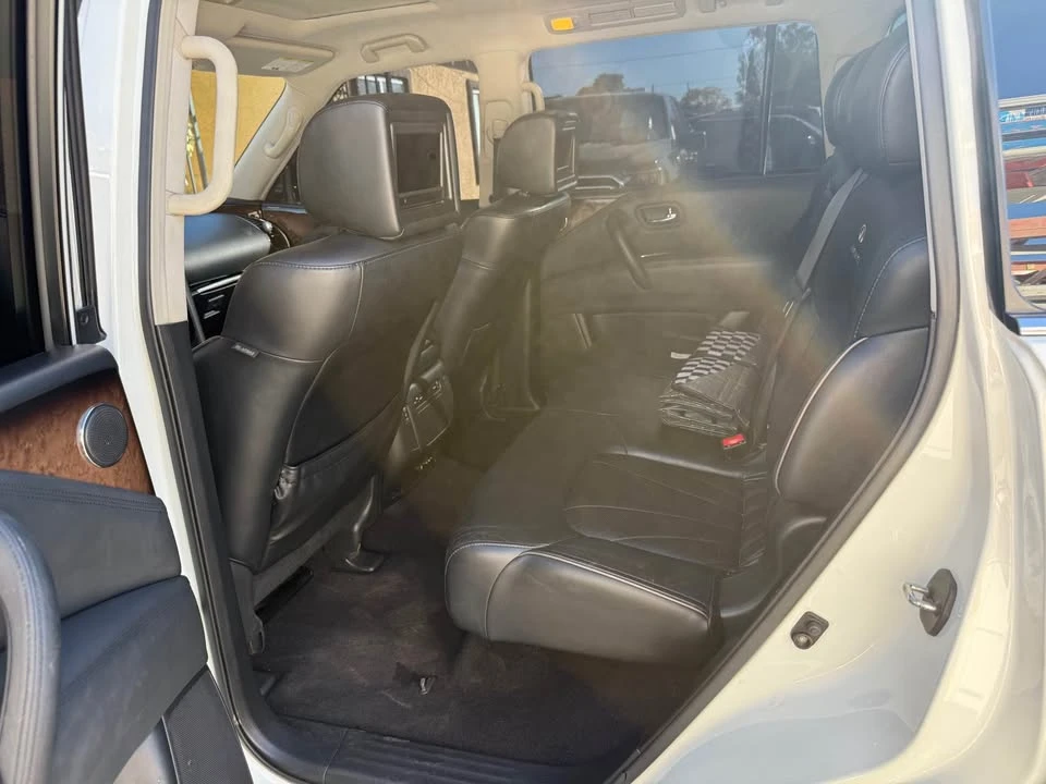 2012 Infiniti QX80 - Image 6 of 6
