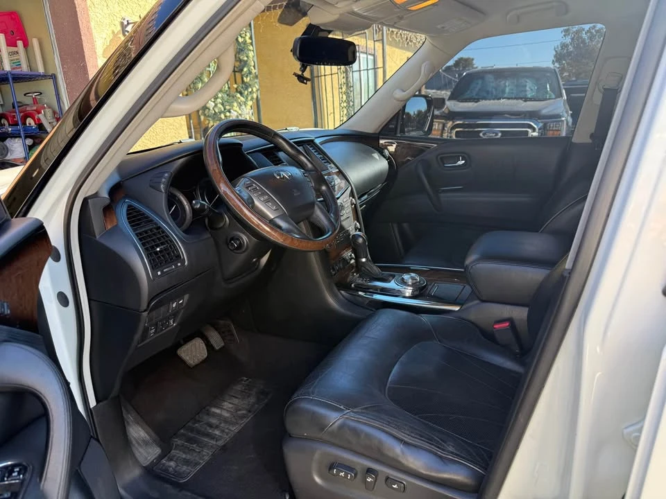 2012 Infiniti QX80 - Image 5 of 6