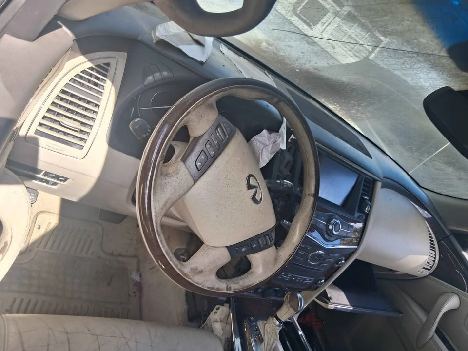 2012 Infiniti QX80 - Image 6 of 7