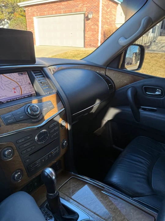 2012 Infiniti QX80 - Image 7 of 10