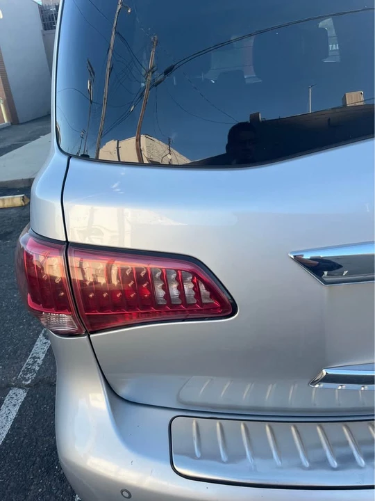 2012 Infiniti QX80 - Image 8 of 9
