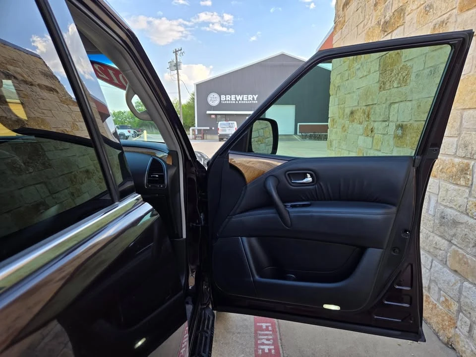 2012 Infiniti QX80 - Image 8 of 16