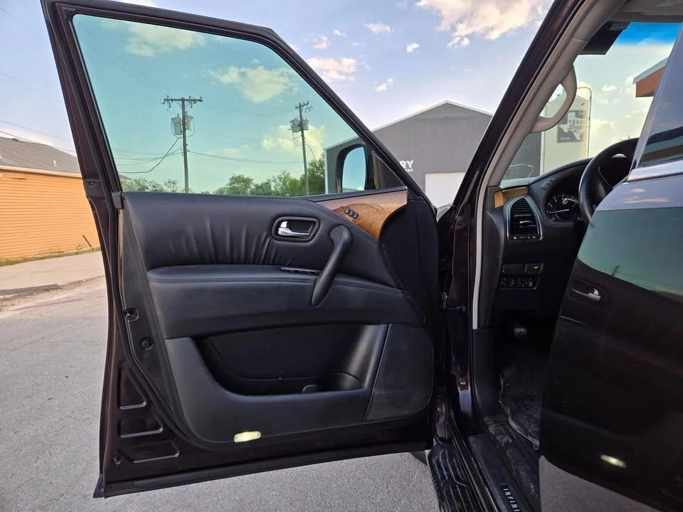 2012 Infiniti QX80 - Image 4 of 16