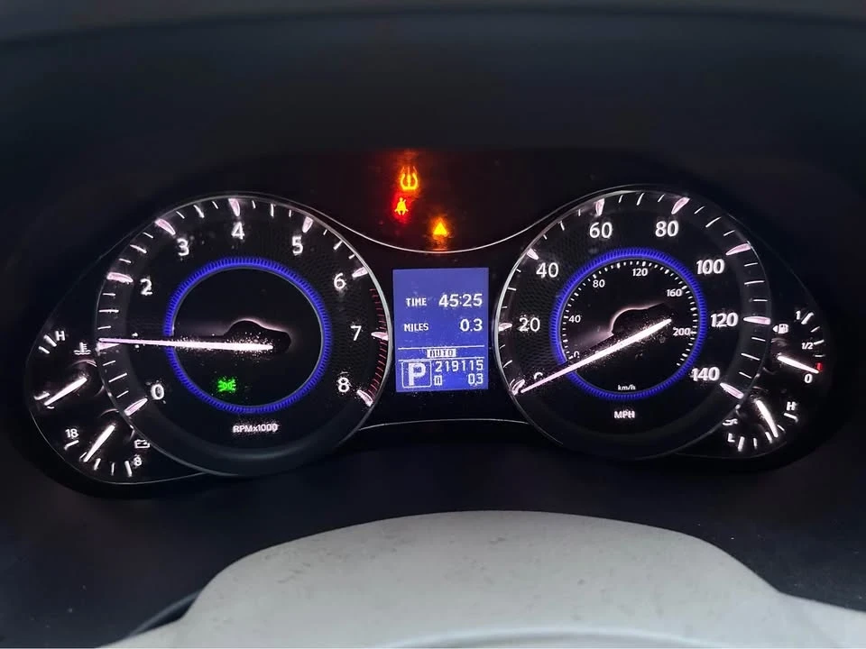 2012 Infiniti QX80 - Image 2 of 6