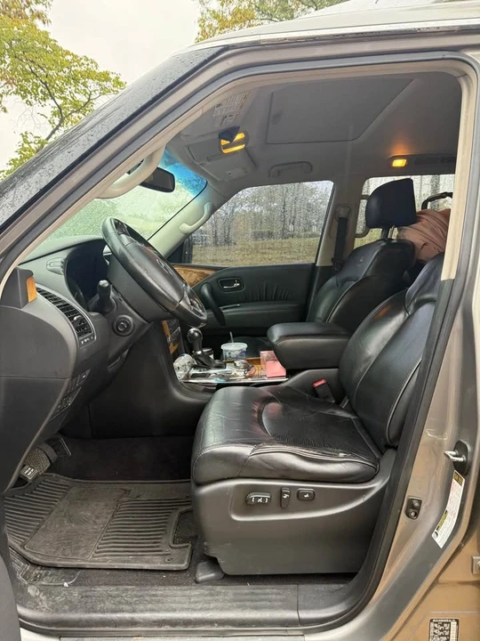 2012 Infiniti QX80 - Image 6 of 7