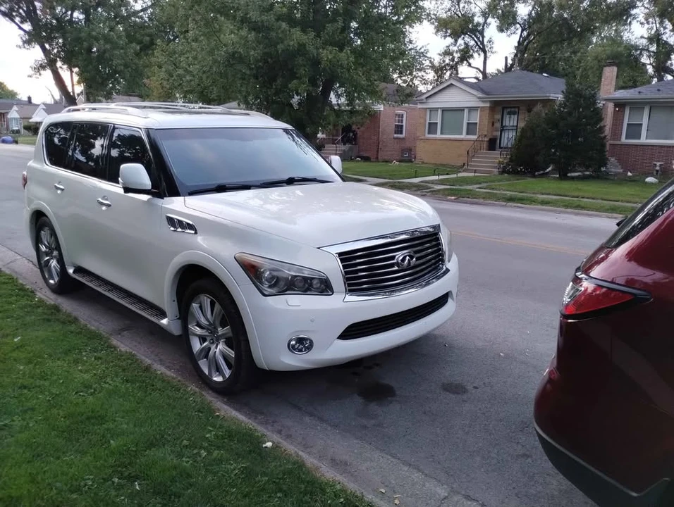 2012 Infiniti QX80 - Image 4 of 5