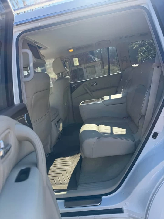 2012 Infiniti QX80 - Image 10 of 18