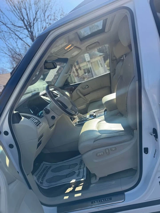 2012 Infiniti QX80 - Image 8 of 18
