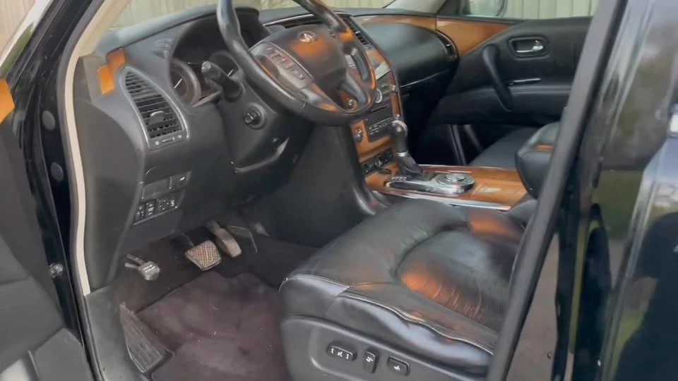 2012 Infiniti QX80 - Image 2 of 13