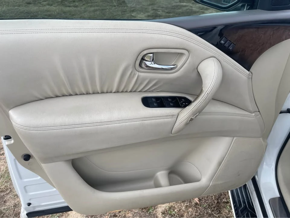 2012 Infiniti QX80 - Image 9 of 15