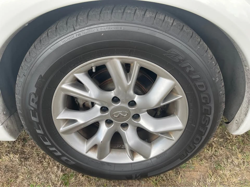 2012 Infiniti QX80 - Image 8 of 15