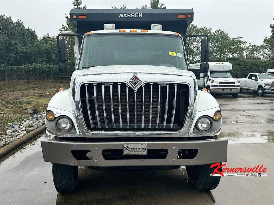 2012 International Harvester - Image 2 of 21