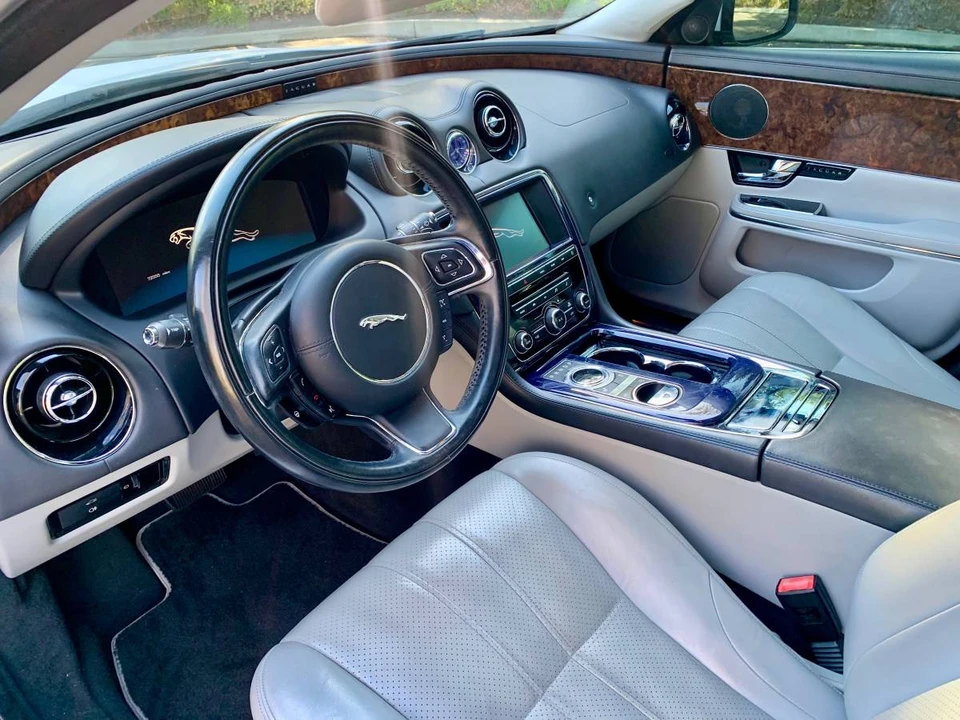 2012 Jaguar X351 XJ - Image 7 of 10