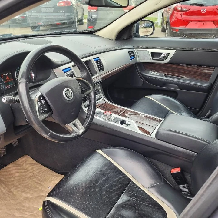 2012 Jaguar X150 XK - Image 9 of 19
