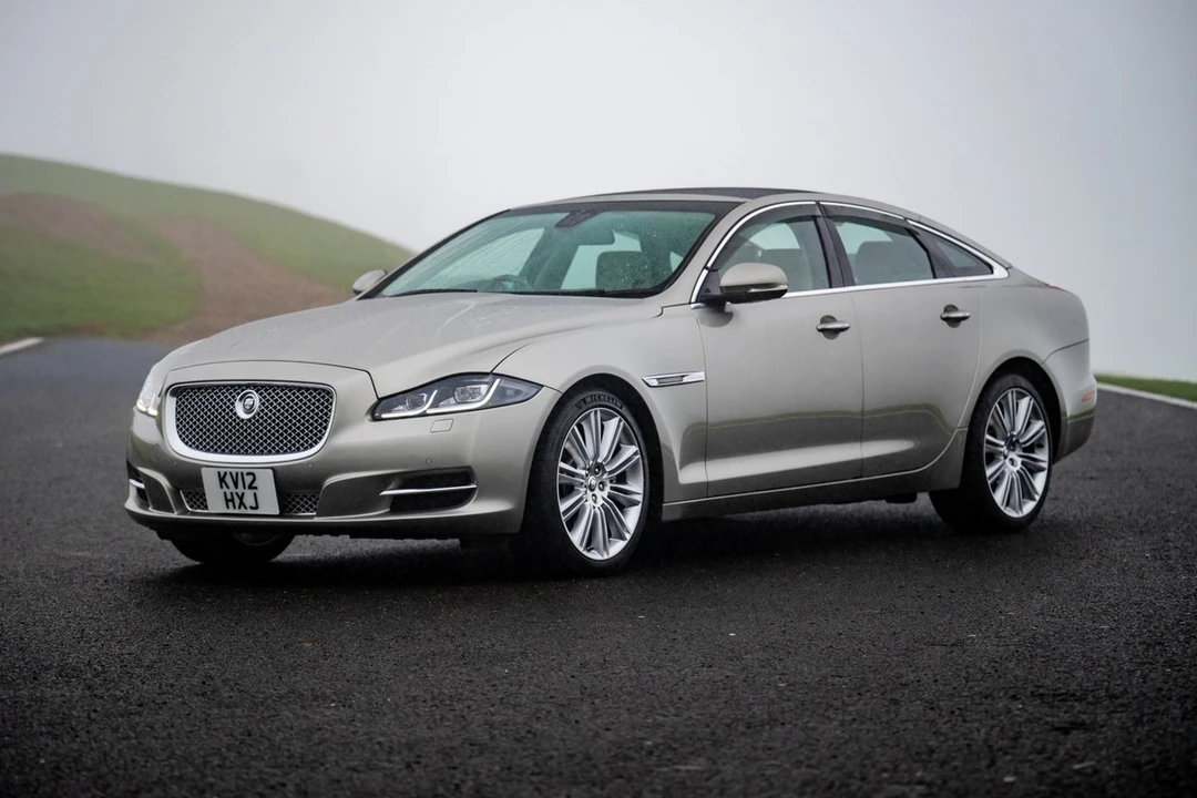 2012 Jaguar X351 XJ - Image 11 of 30