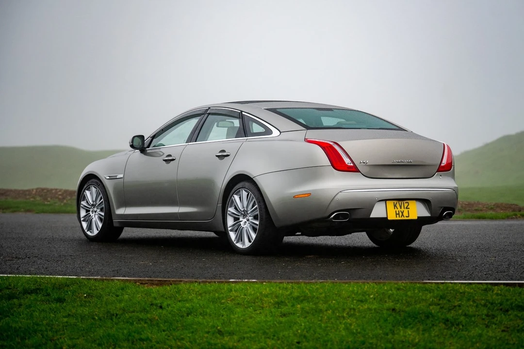 2012 Jaguar X351 XJ - Image 3 of 30
