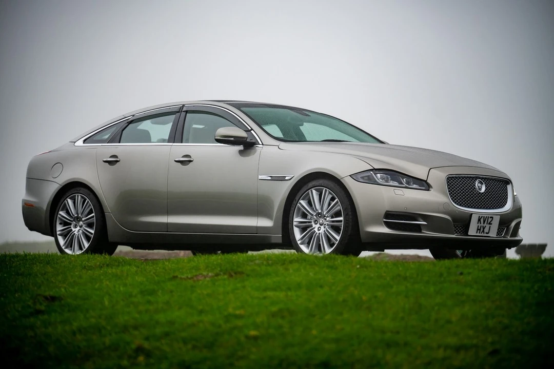 2012 Jaguar X351 XJ - Image 8 of 30